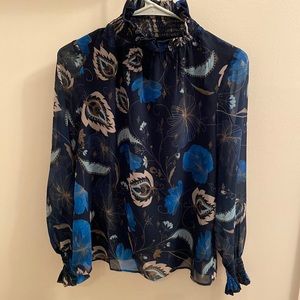 Tuckernuck, NWT blouse. Size small. Navy floral w/ beautiful gold accents.